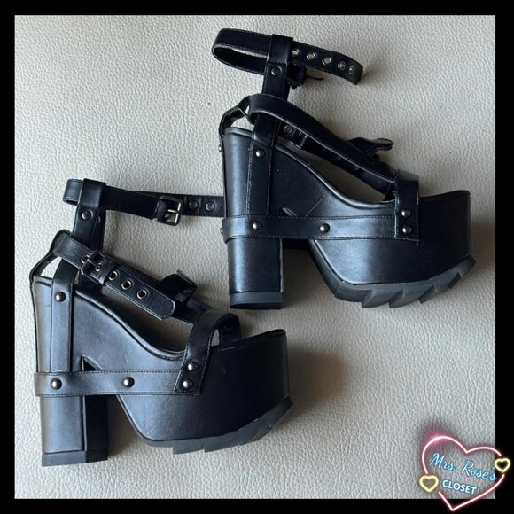 YRU Nightcall Black Platform Wedges Size 6 Dolls Kill - Picture 1 of 5